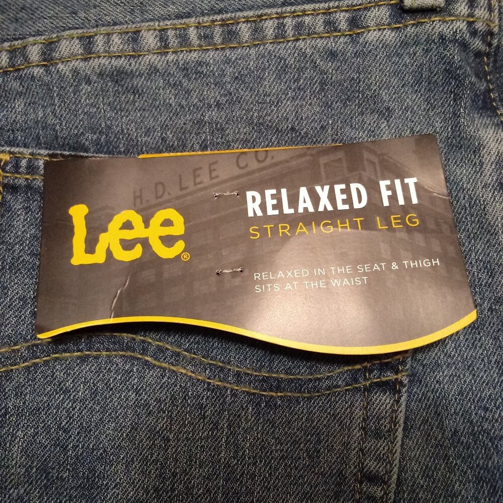 Men's New Lee Relaxed Fit Straight Leg Jeans Sz 28x30 - Picture 7 of 9